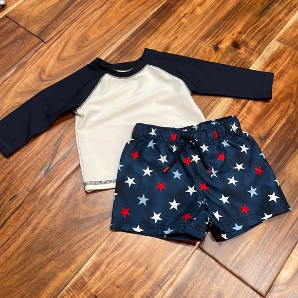 Old Navy Rash Guard and Swim Trunks Set size 3-6 Months - Picture 1 of 4